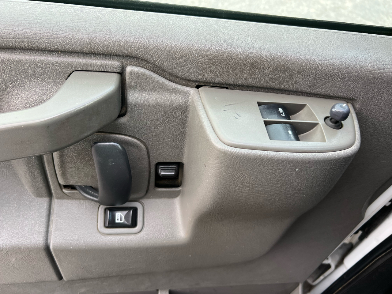 Chevrolet Express Cargo Van  2017