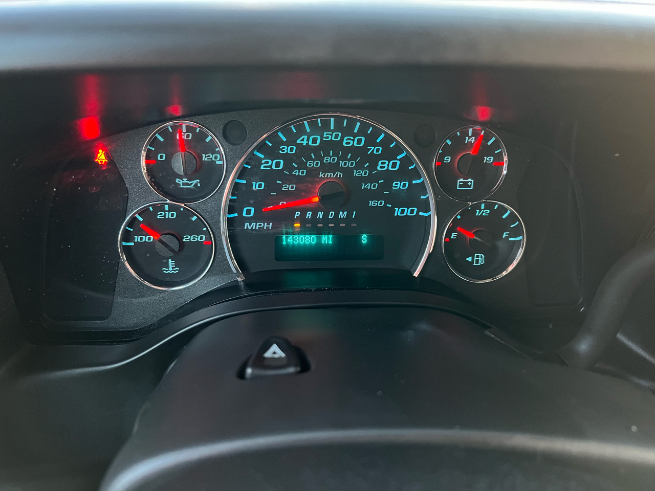 GMC Savana Passenger  2023