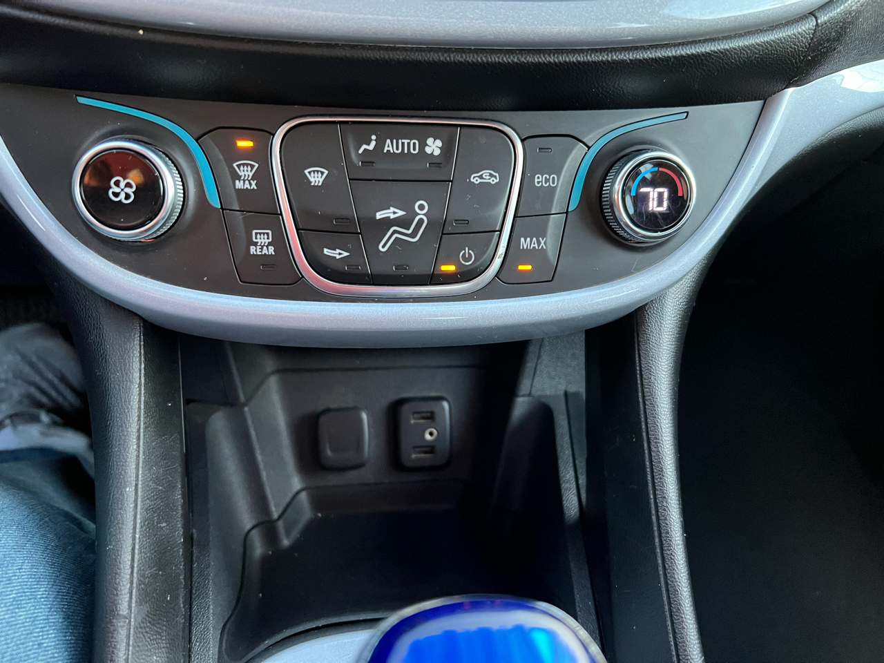 Chevrolet Volt  2017