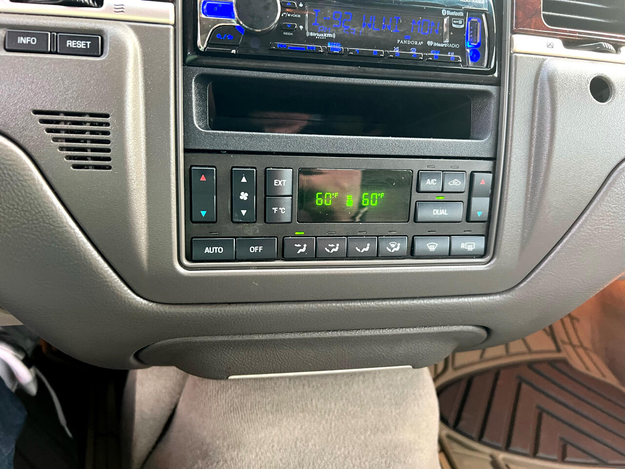 Lincoln Town Car  2007