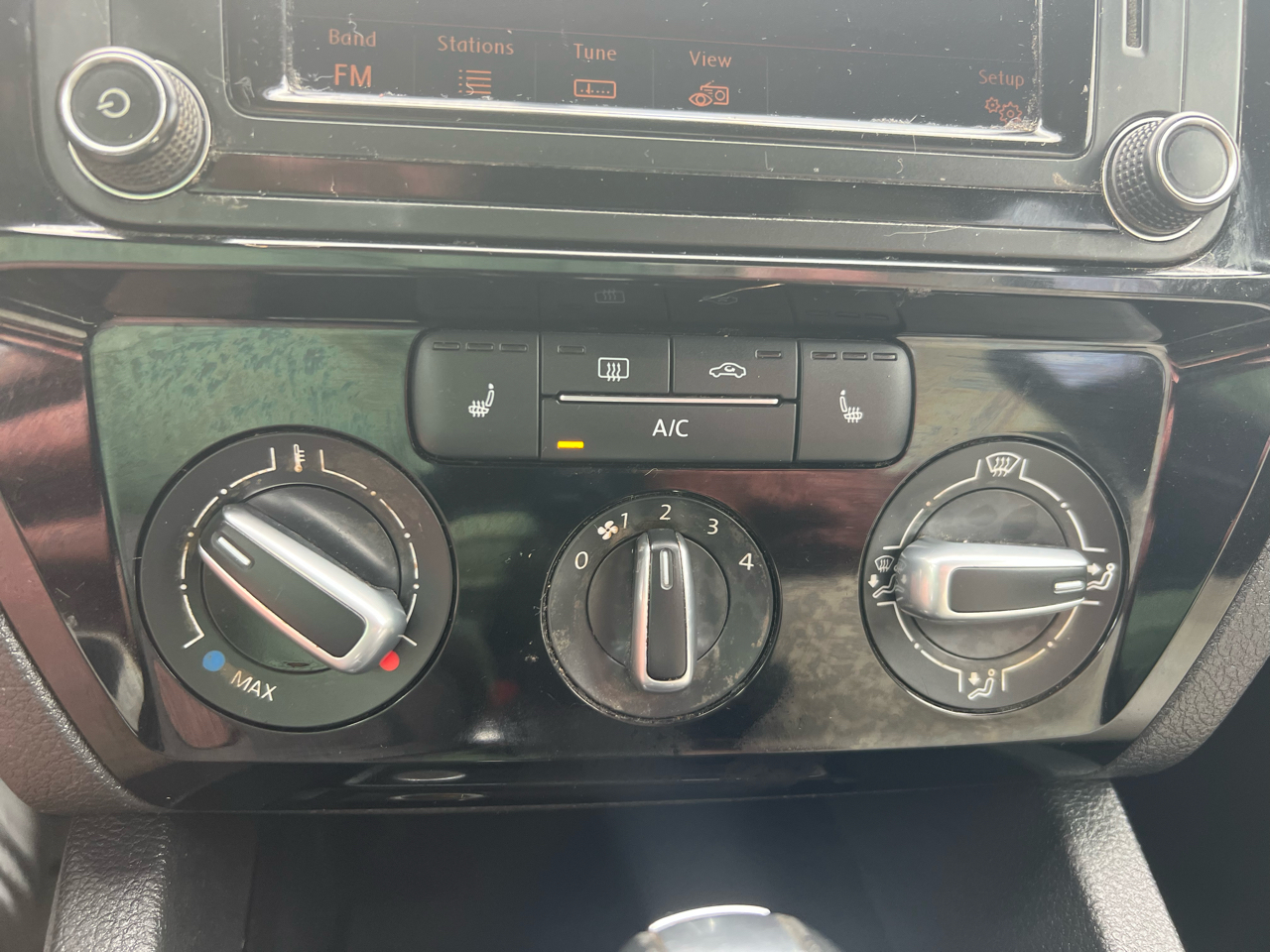 Volkswagen Jetta Sedan  2016