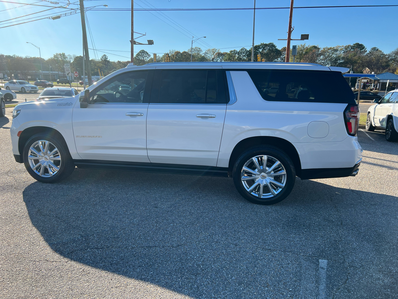 Chevrolet Suburban  2021