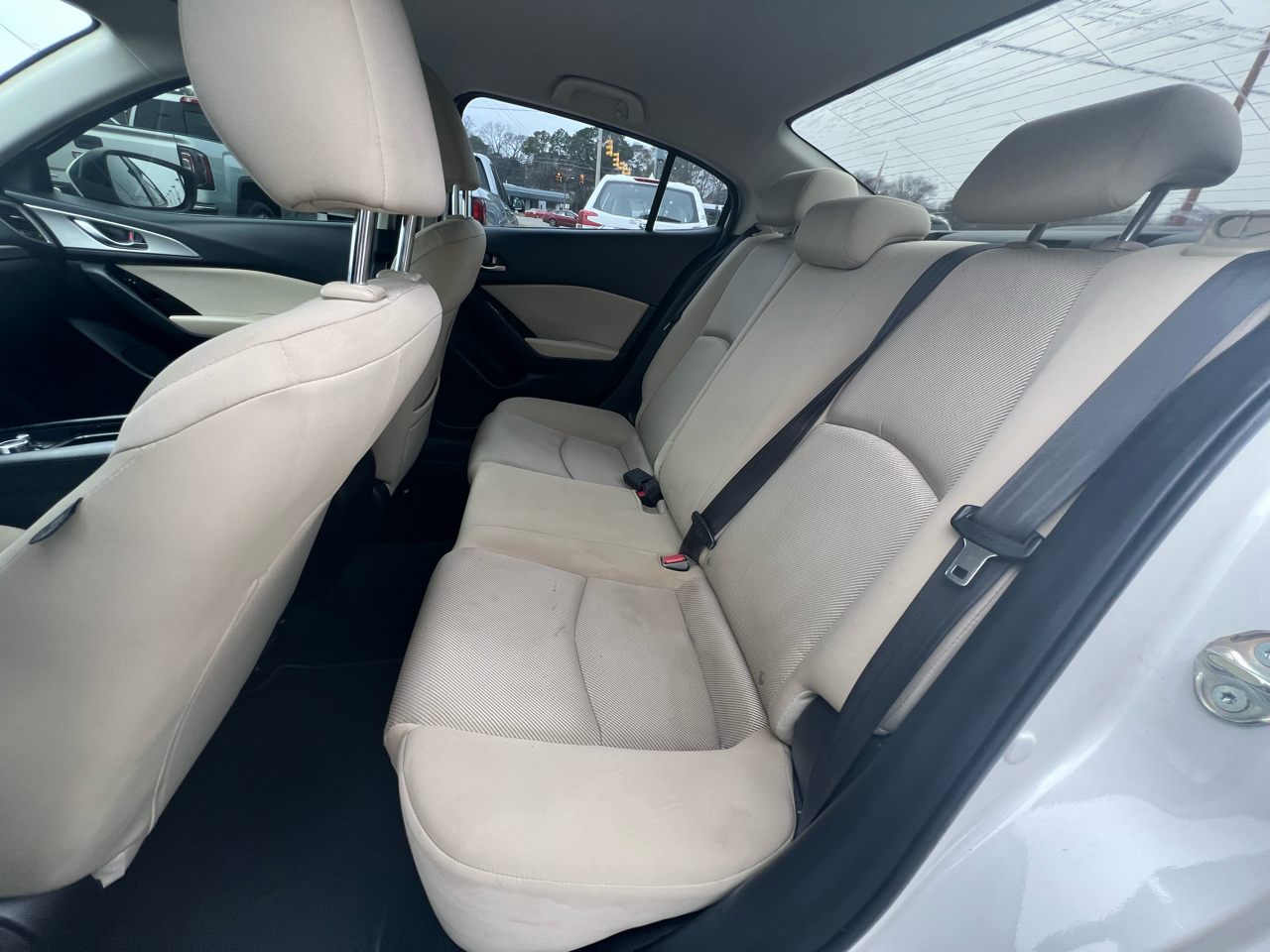 Mazda Mazda3 4-Door  2018