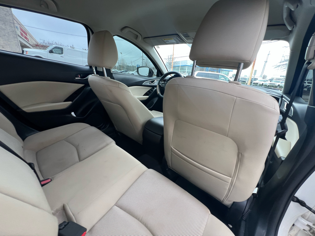 Mazda Mazda3 4-Door  2018