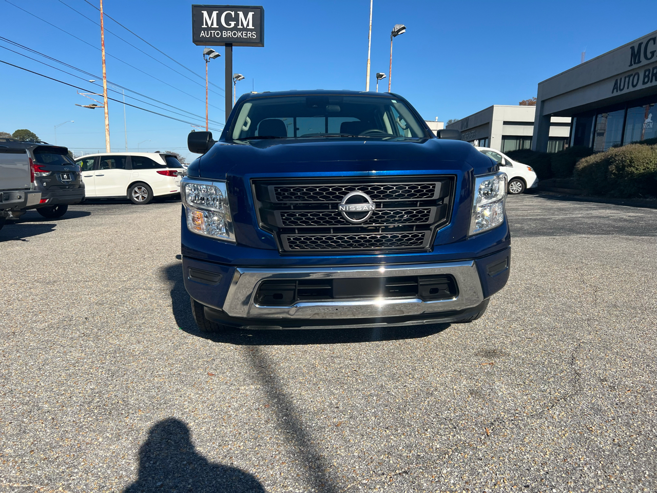 Nissan Titan SV Crew Cab 2024