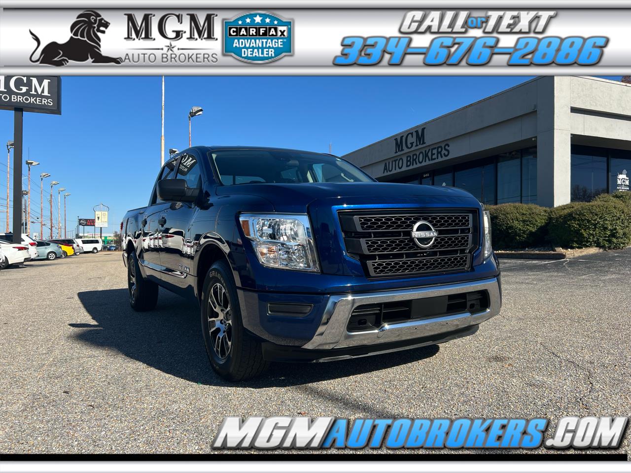 2024 Nissan Titan SV Crew Cab