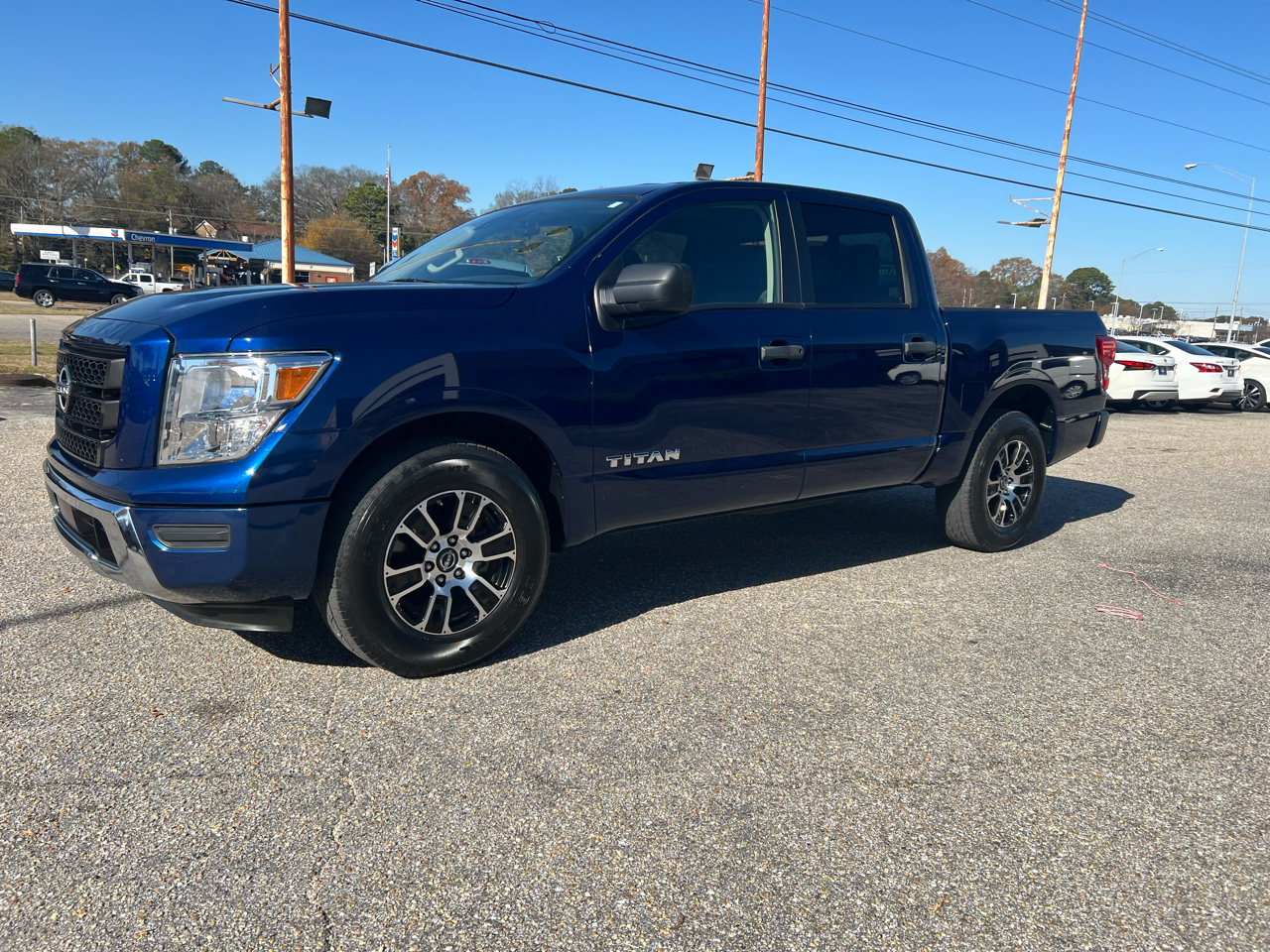 Nissan Titan SV Crew Cab 2024