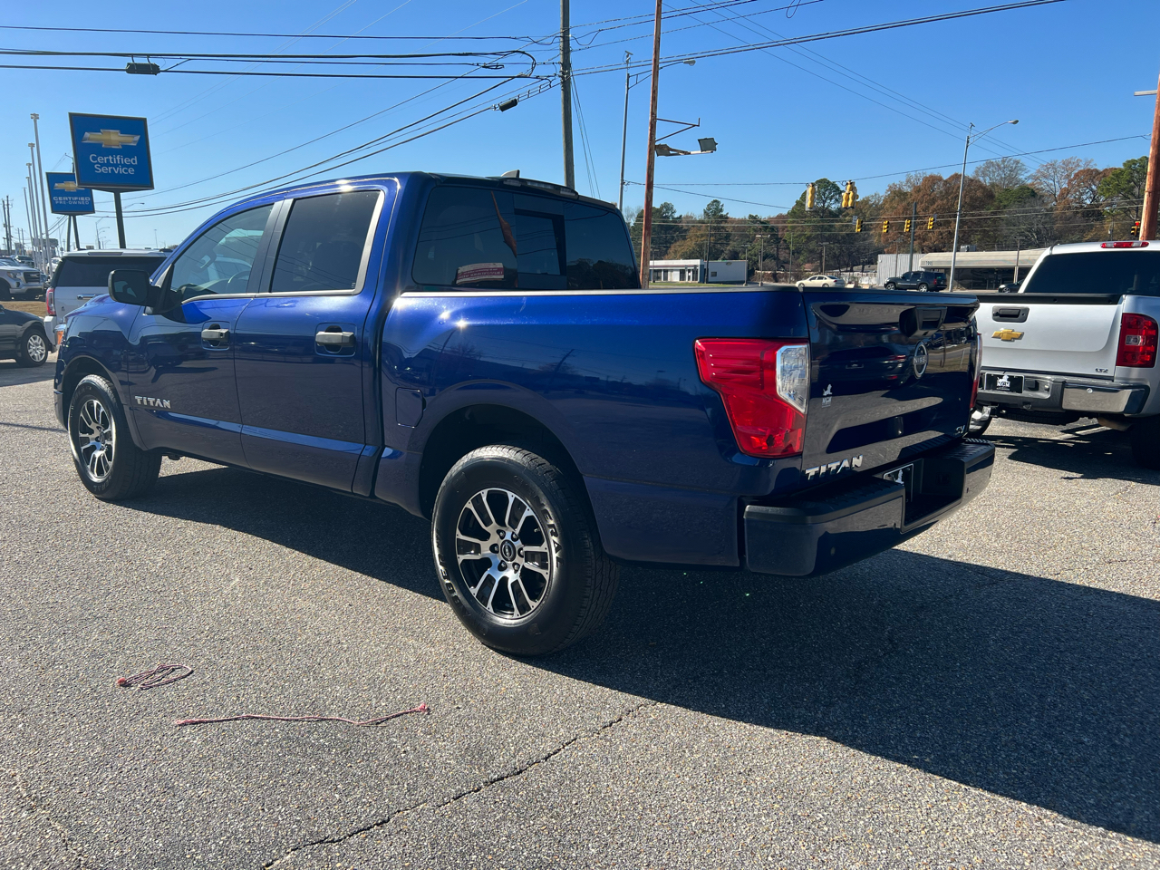 Nissan Titan SV Crew Cab 2024
