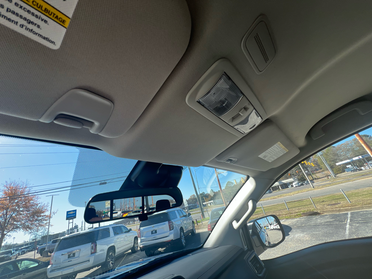 Nissan Titan SV Crew Cab 2024