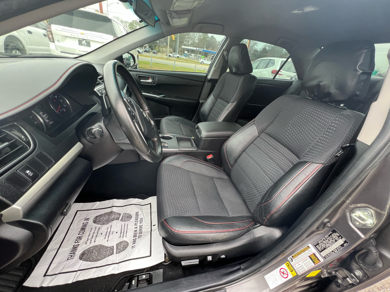 Toyota Camry SE 2015