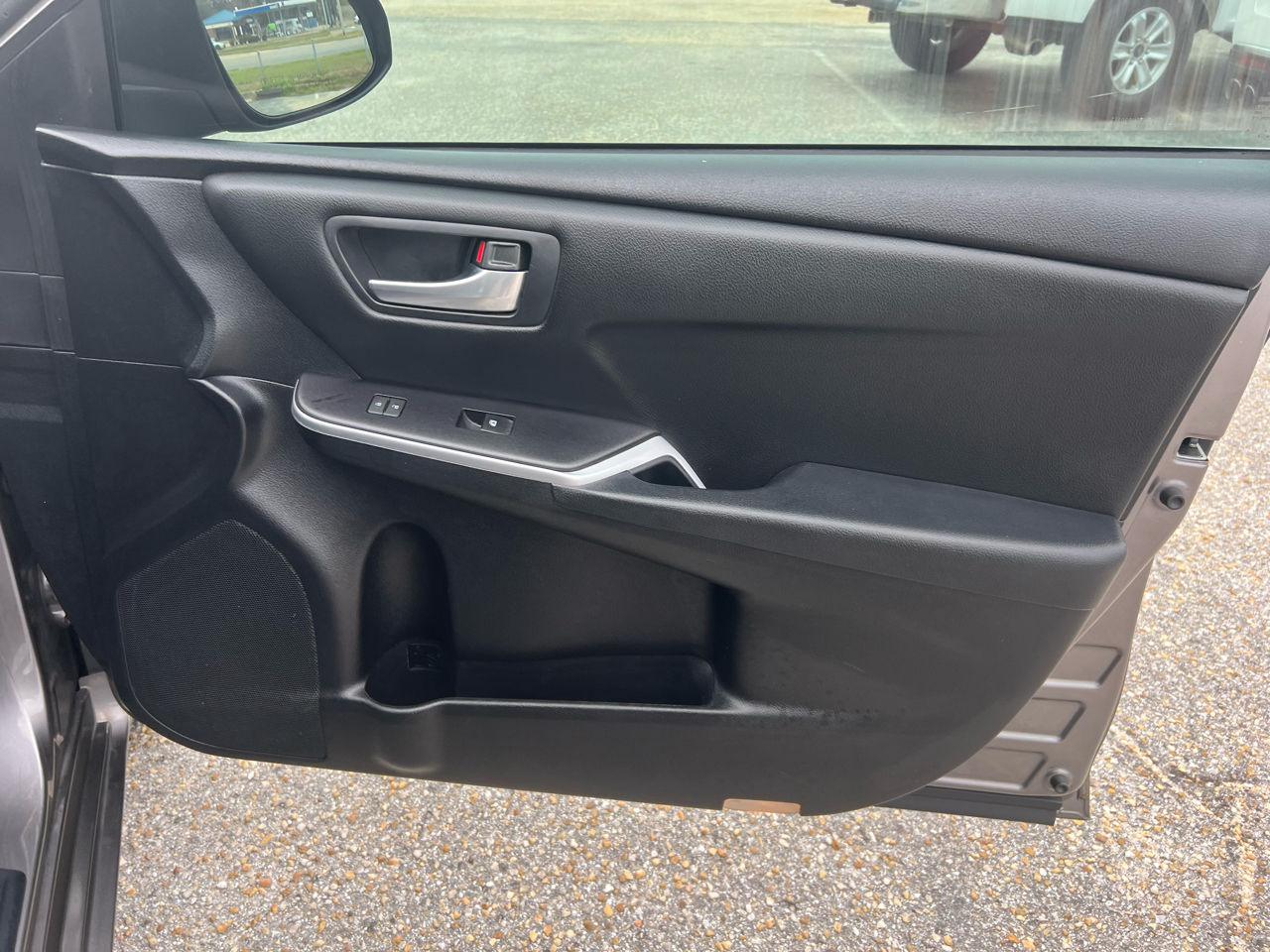 Toyota Camry SE 2015