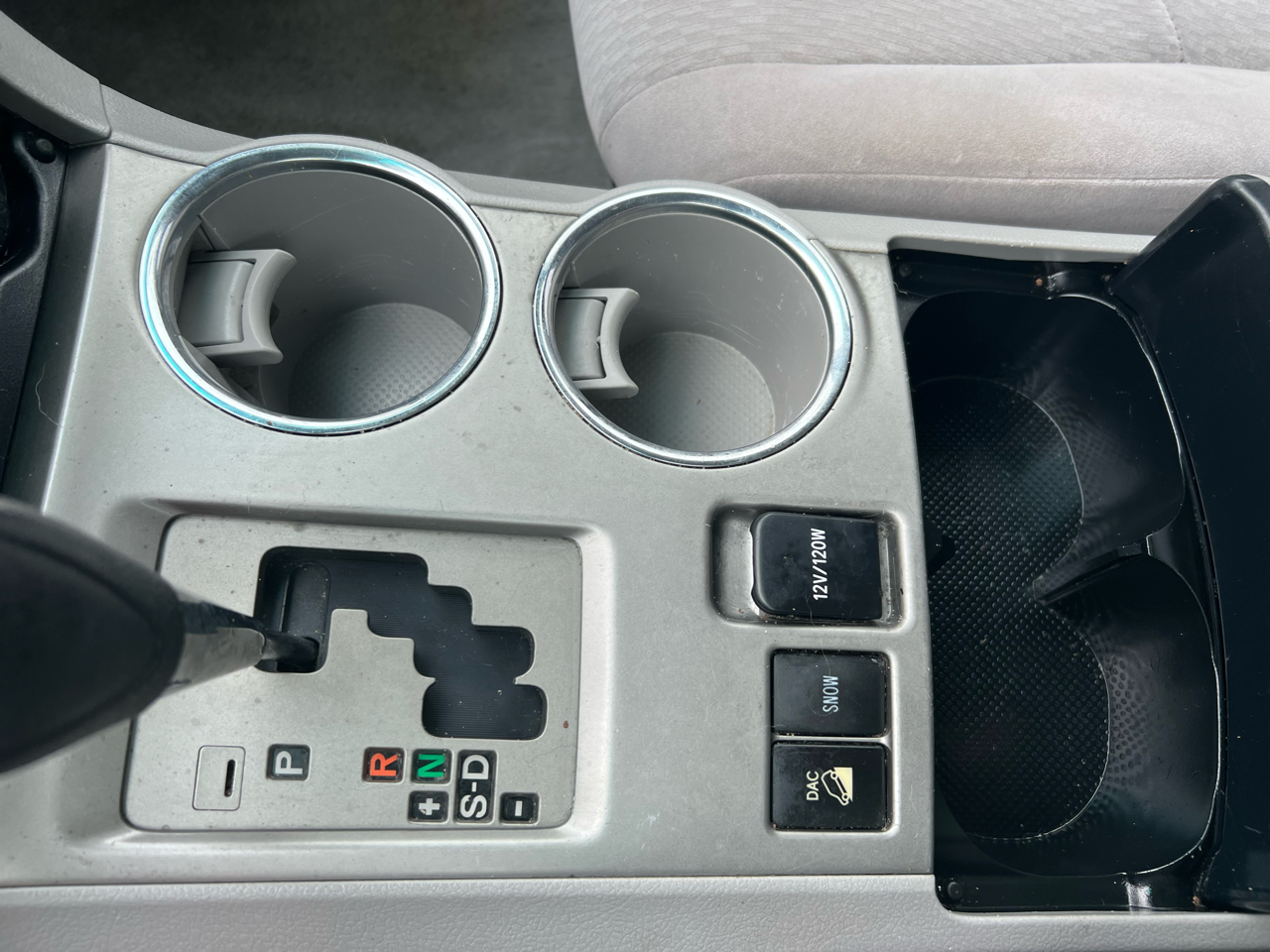 Toyota Highlander Limited V6 4WD 2010