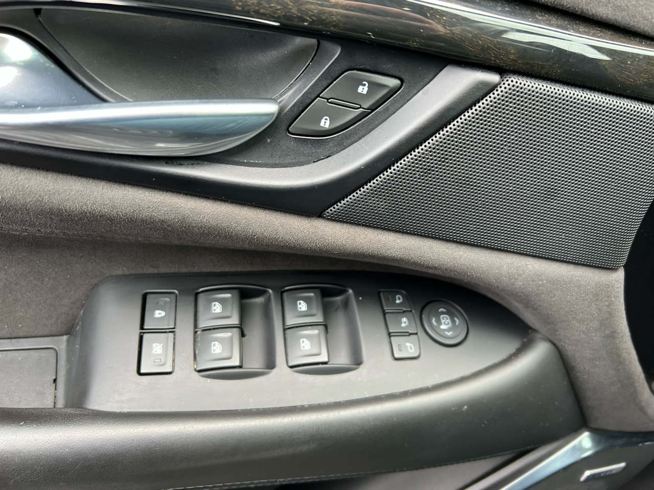 Cadillac Escalade  2018