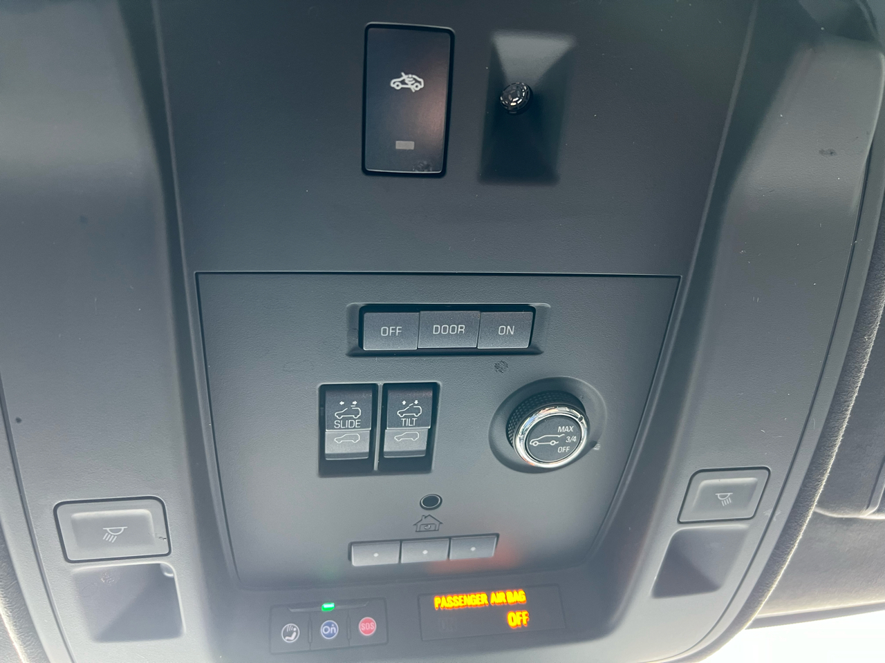 Cadillac Escalade  2018