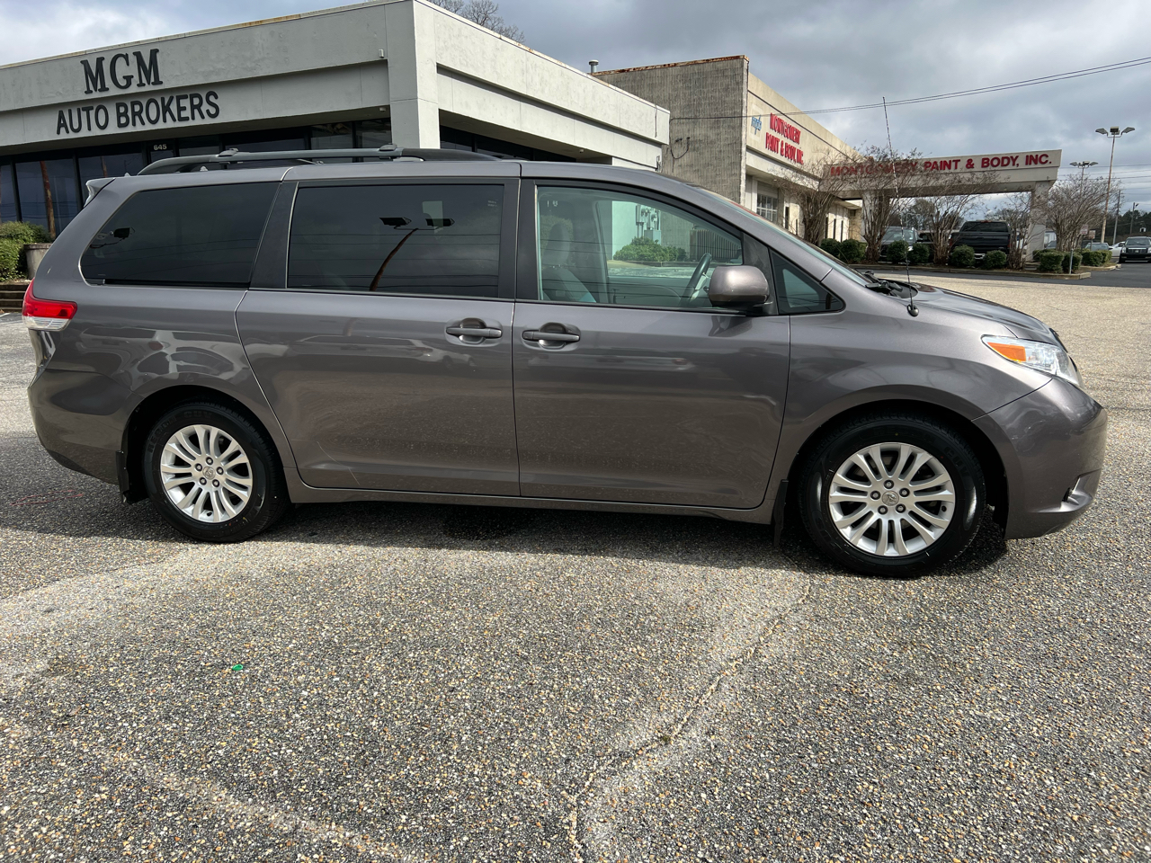 Toyota Sienna  2014
