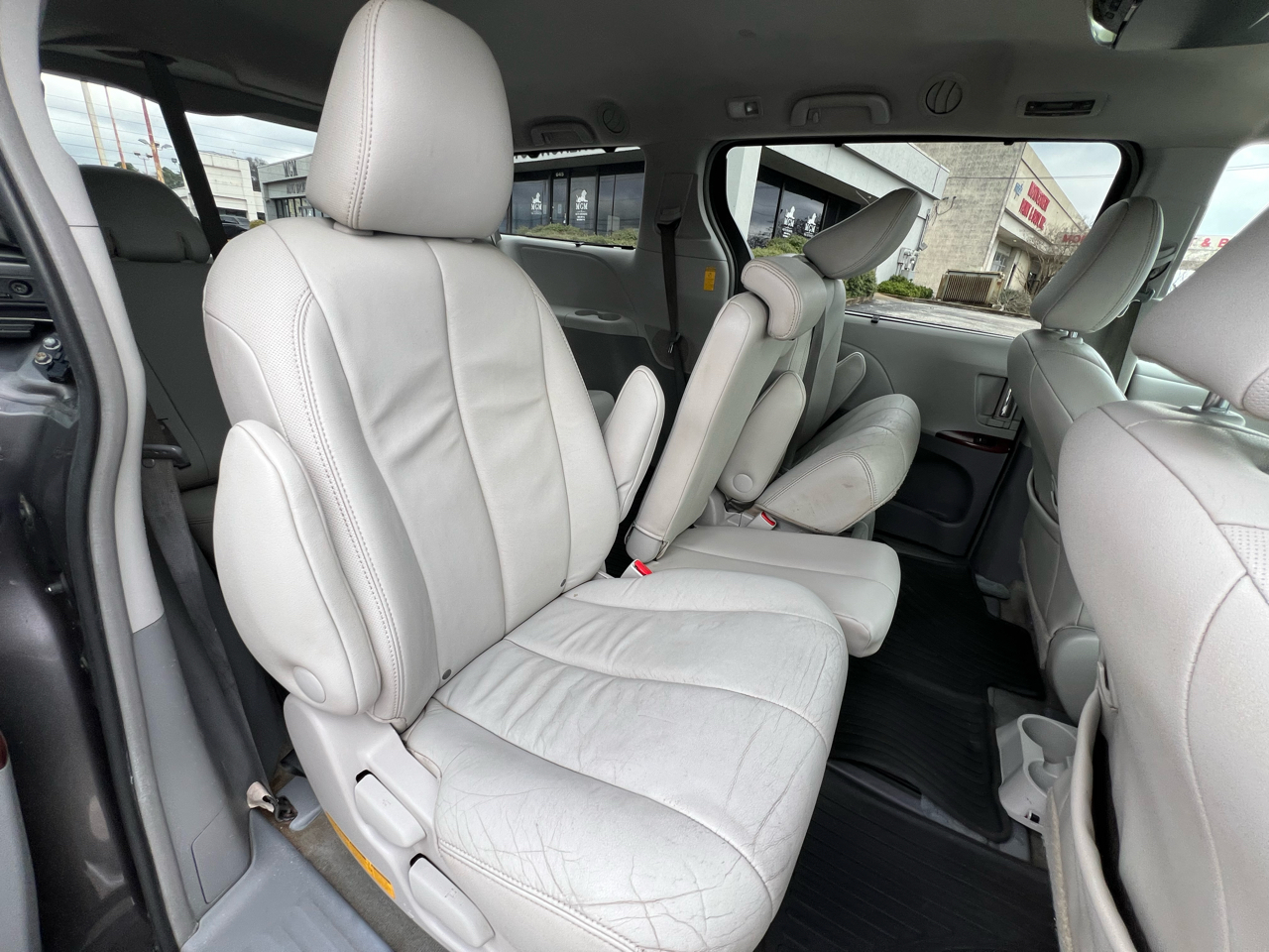 Toyota Sienna  2014