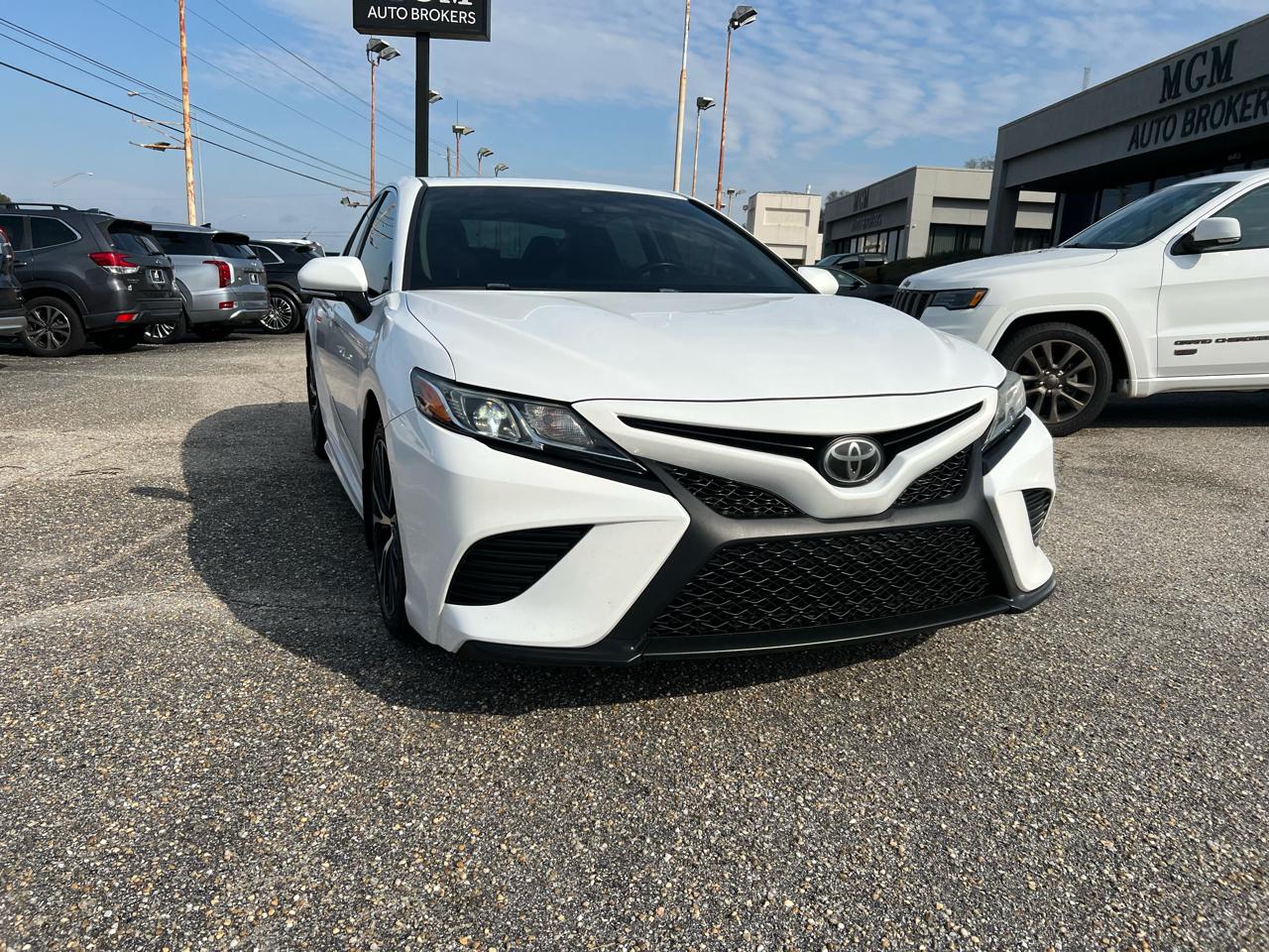 Toyota Camry SE 2018