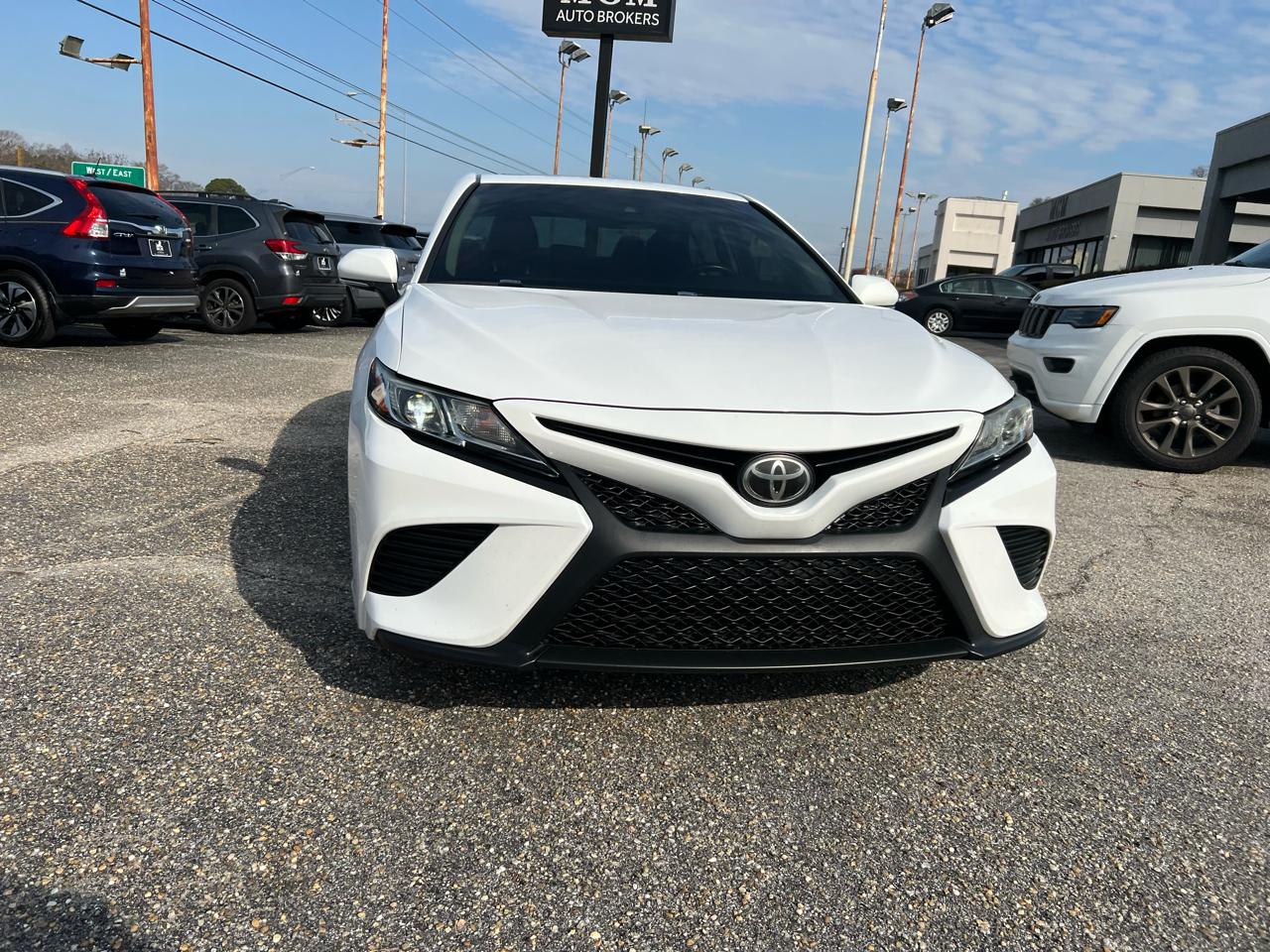 Toyota Camry SE 2018