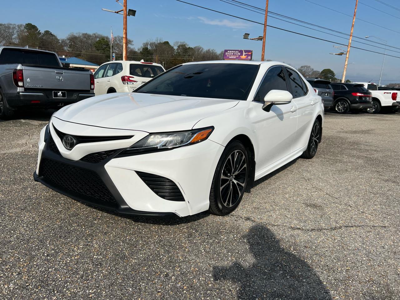 Toyota Camry SE 2018