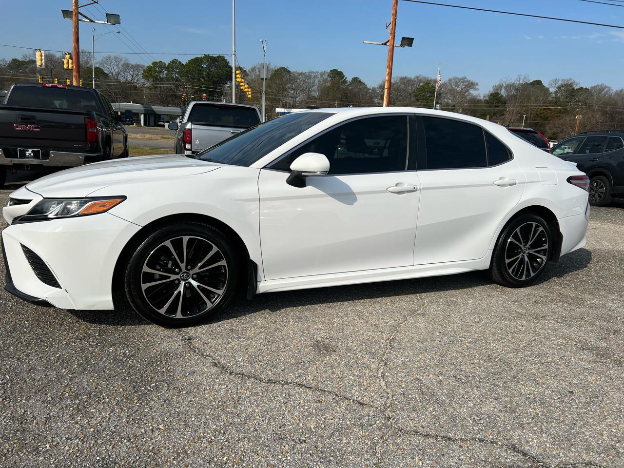 Toyota Camry SE 2018
