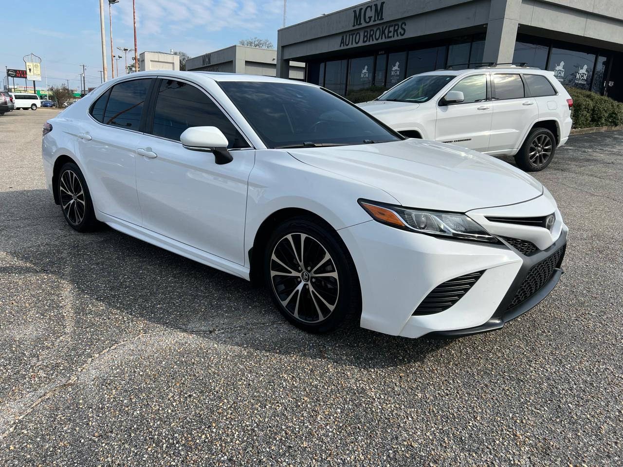 Toyota Camry SE 2018