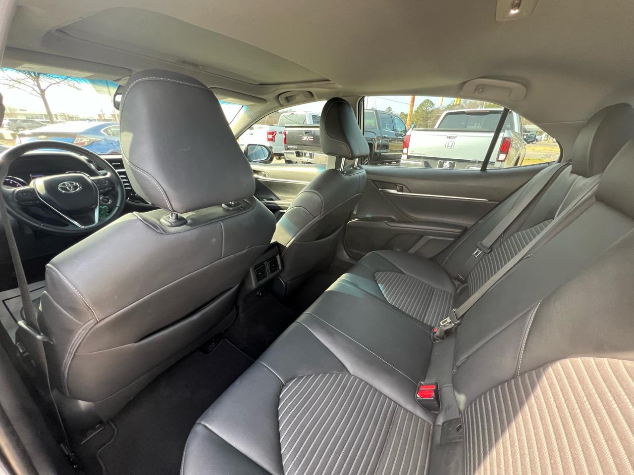 Toyota Camry SE 2018