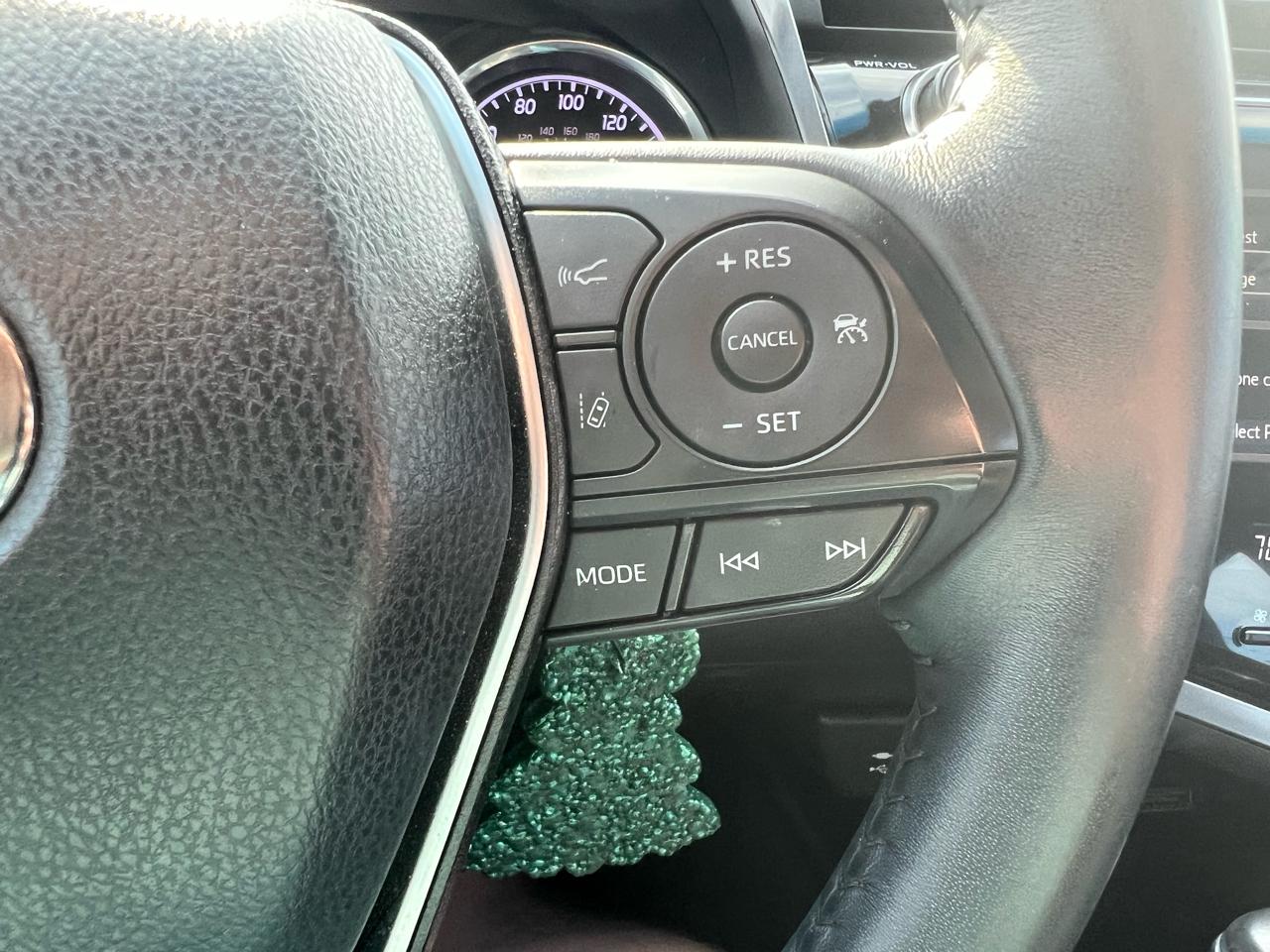 Toyota Camry SE 2018