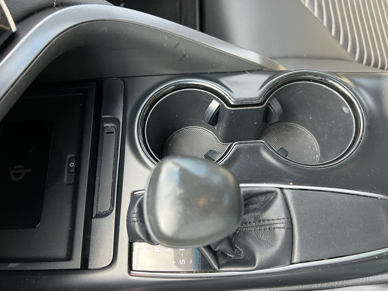 Toyota Camry SE 2018