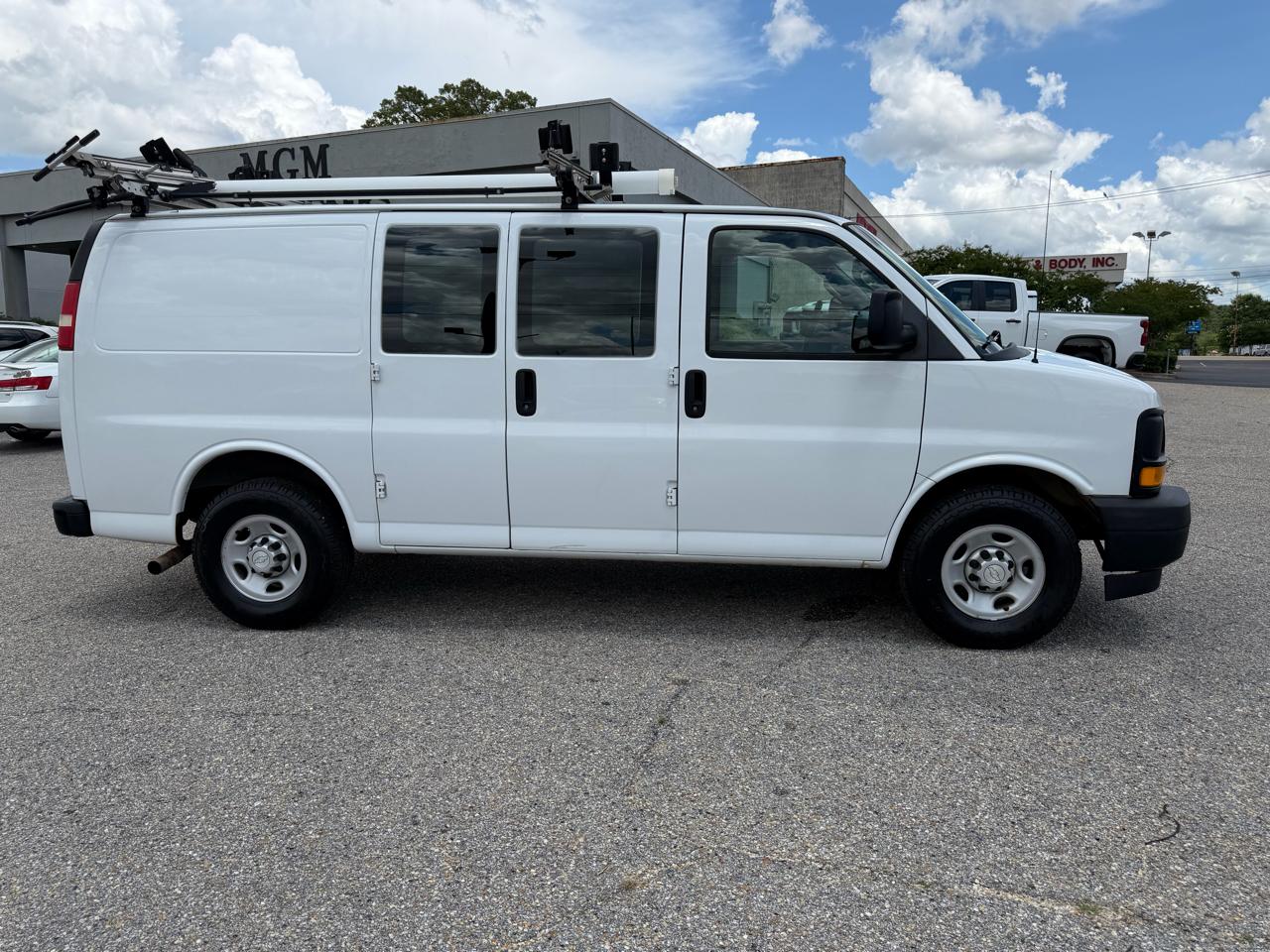 Chevrolet Express Cargo Van  2017