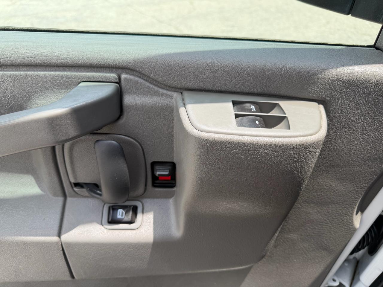 Chevrolet Express Cargo Van  2017