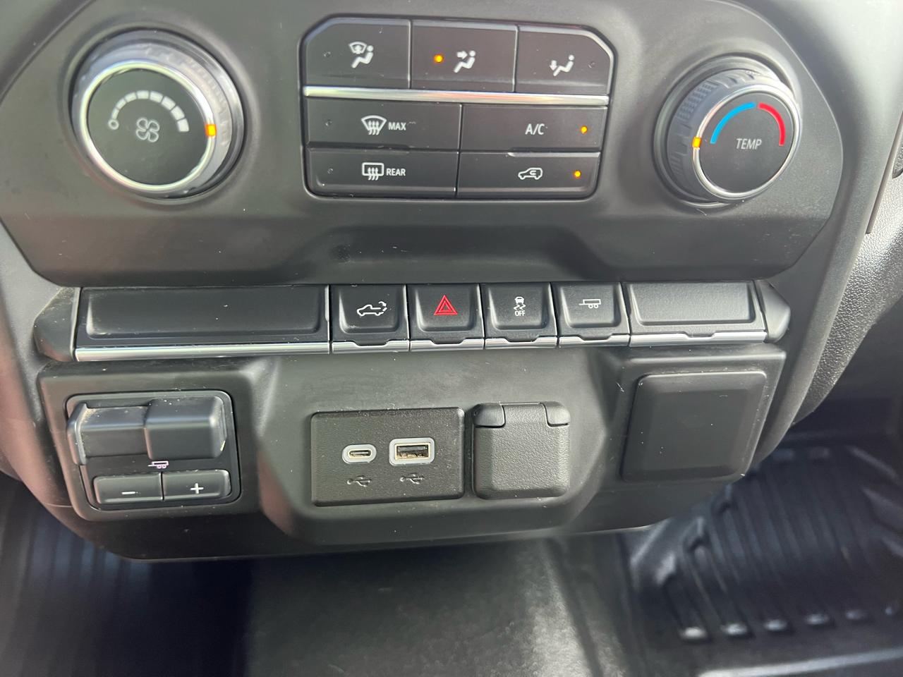 Chevrolet Silverado 2500HD  2023