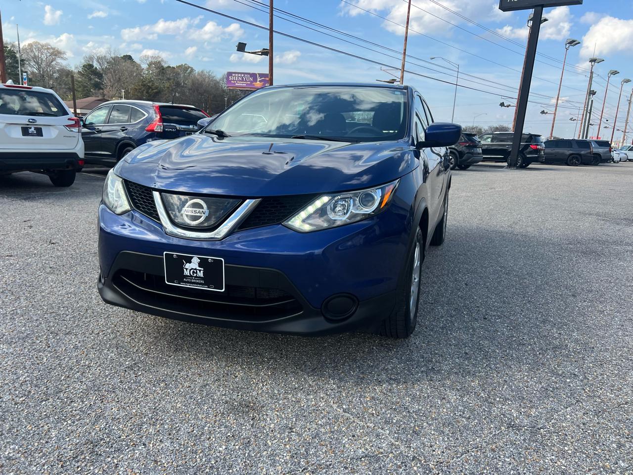 Nissan Rogue Sport  2019