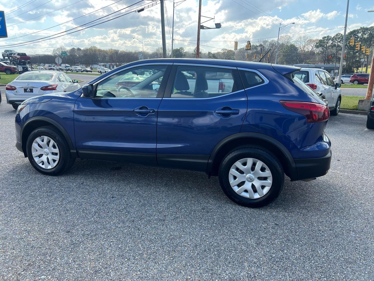 Nissan Rogue Sport  2019