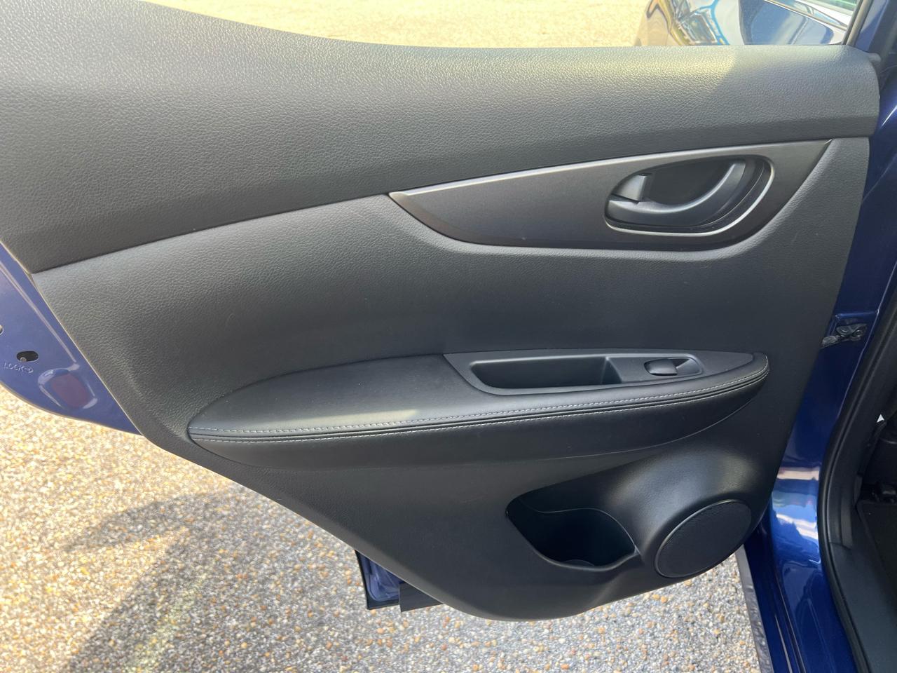 Nissan Rogue Sport  2019