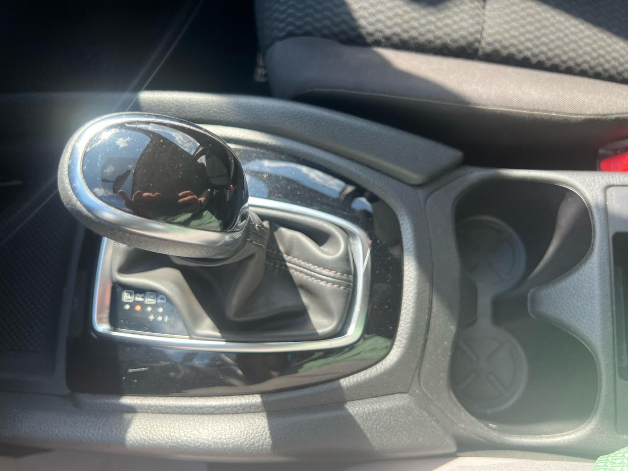 Nissan Rogue Sport  2019