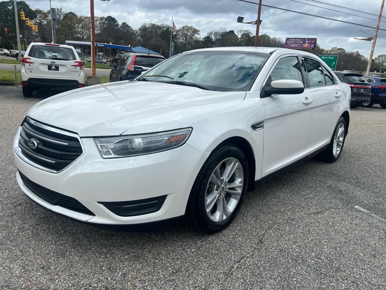 Ford Taurus  2018