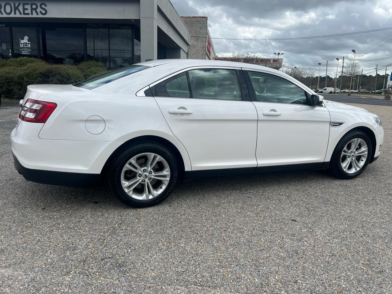 Ford Taurus  2018