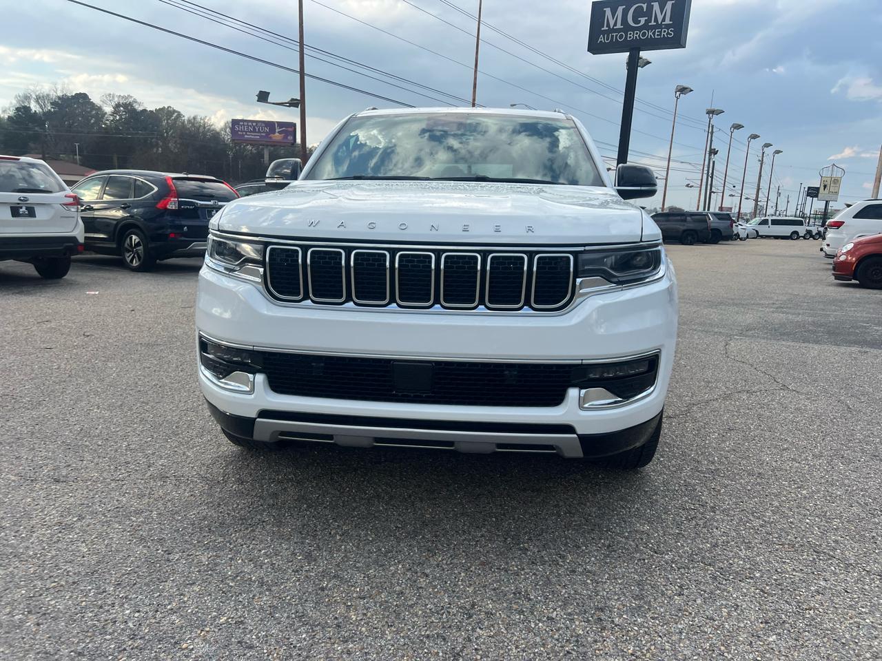 Jeep Wagoneer L Series II 4x2 *Ltd Avail* 2024