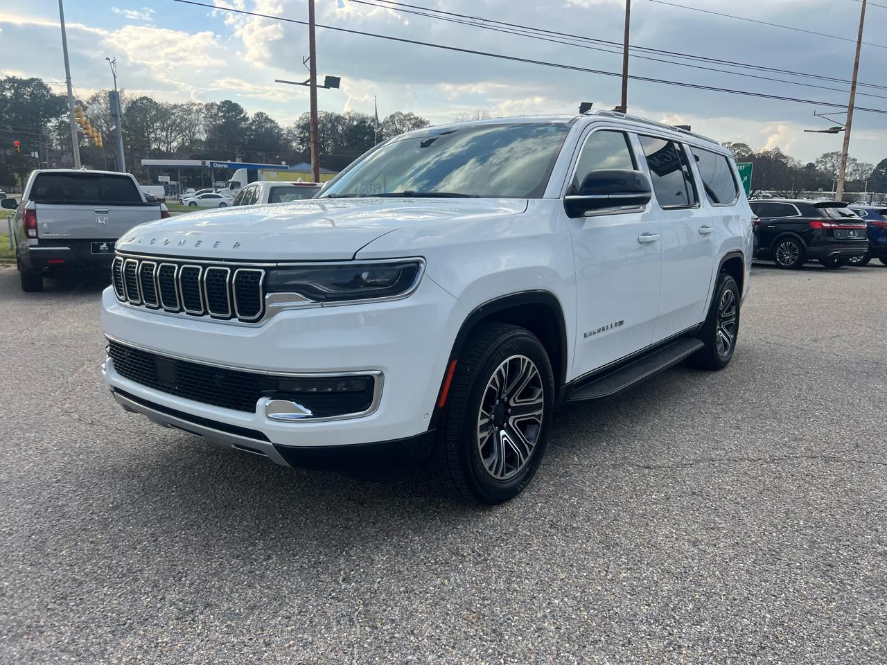 Jeep Wagoneer L Series II 4x2 *Ltd Avail* 2024