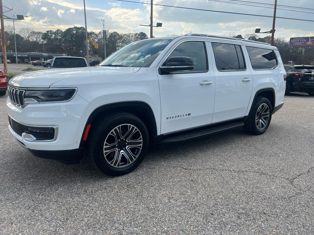 Jeep Wagoneer L Series II 4x2 *Ltd Avail* 2024