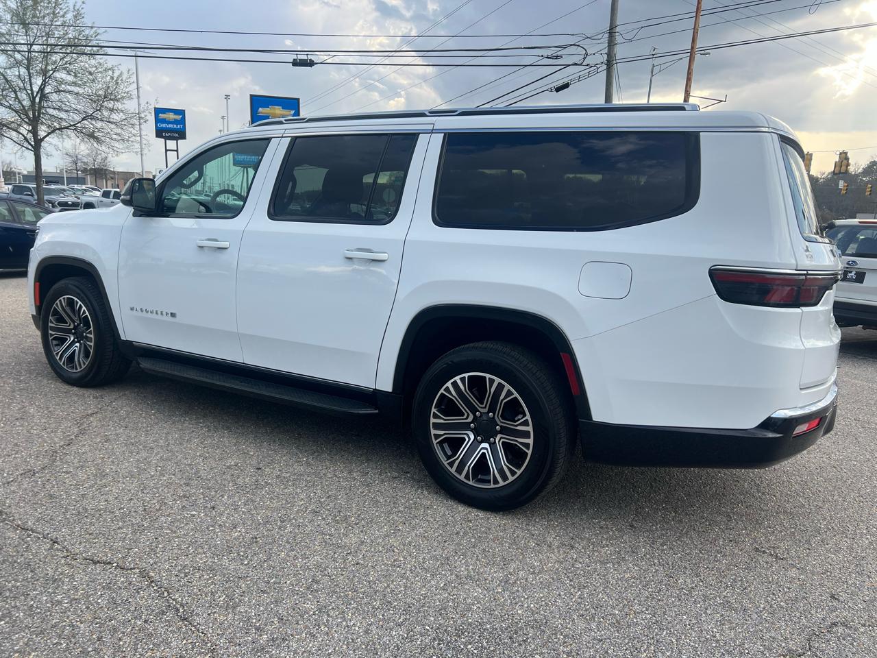 Jeep Wagoneer L Series II 4x2 *Ltd Avail* 2024