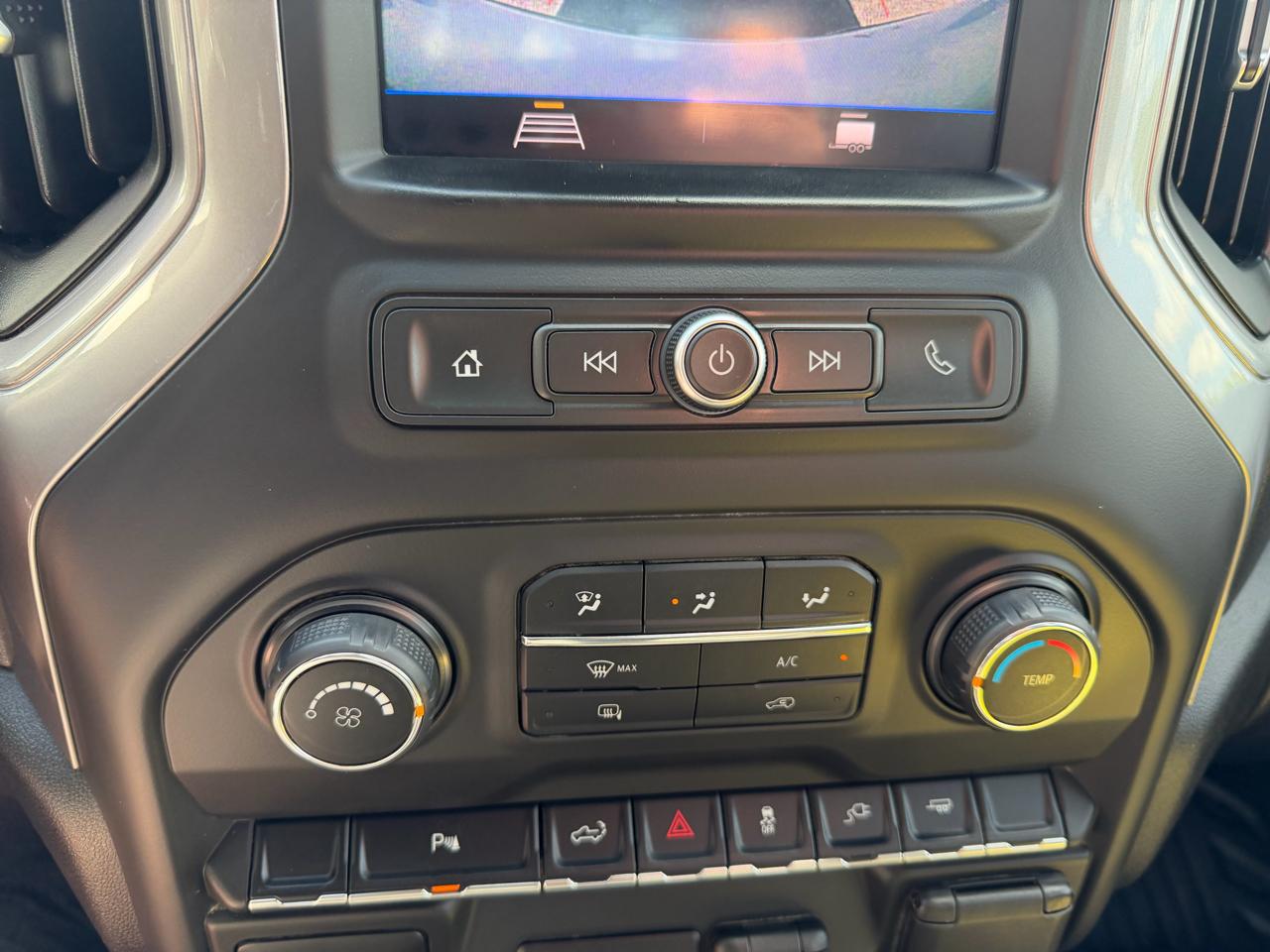 Chevrolet Silverado 1500  2021