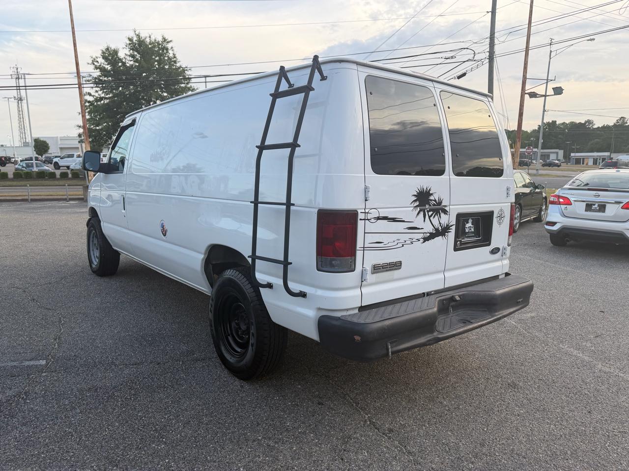 Ford Econoline Cargo Van  2007