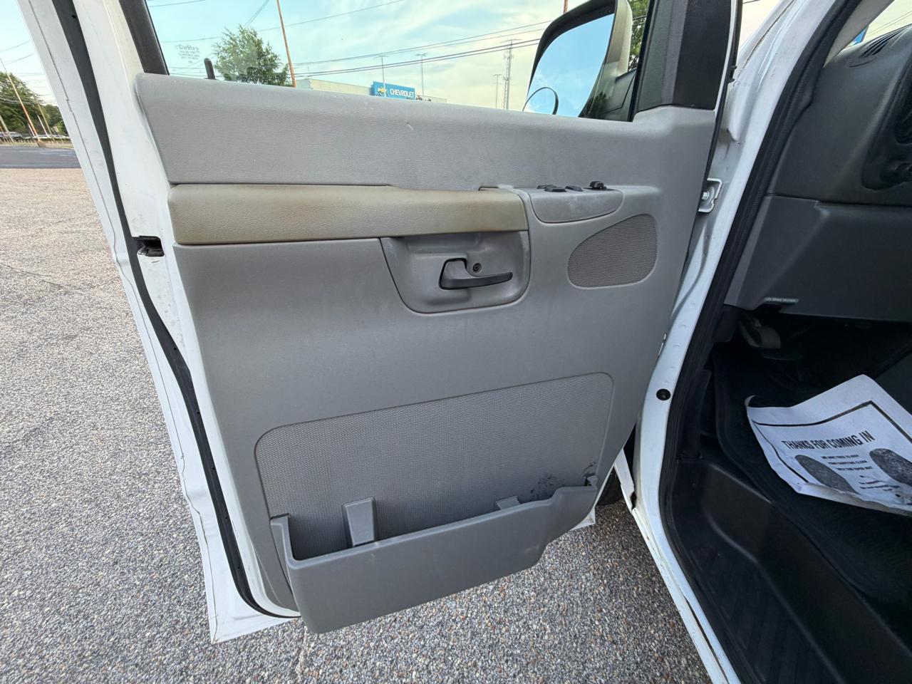 Ford Econoline Cargo Van  2007