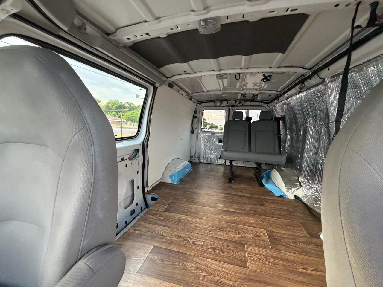 Ford Econoline Cargo Van  2007