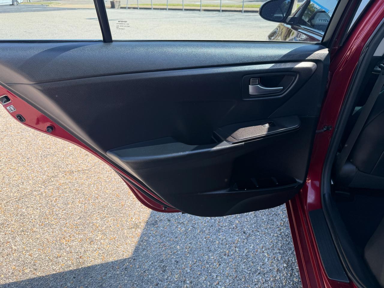 Toyota Camry SE 2017