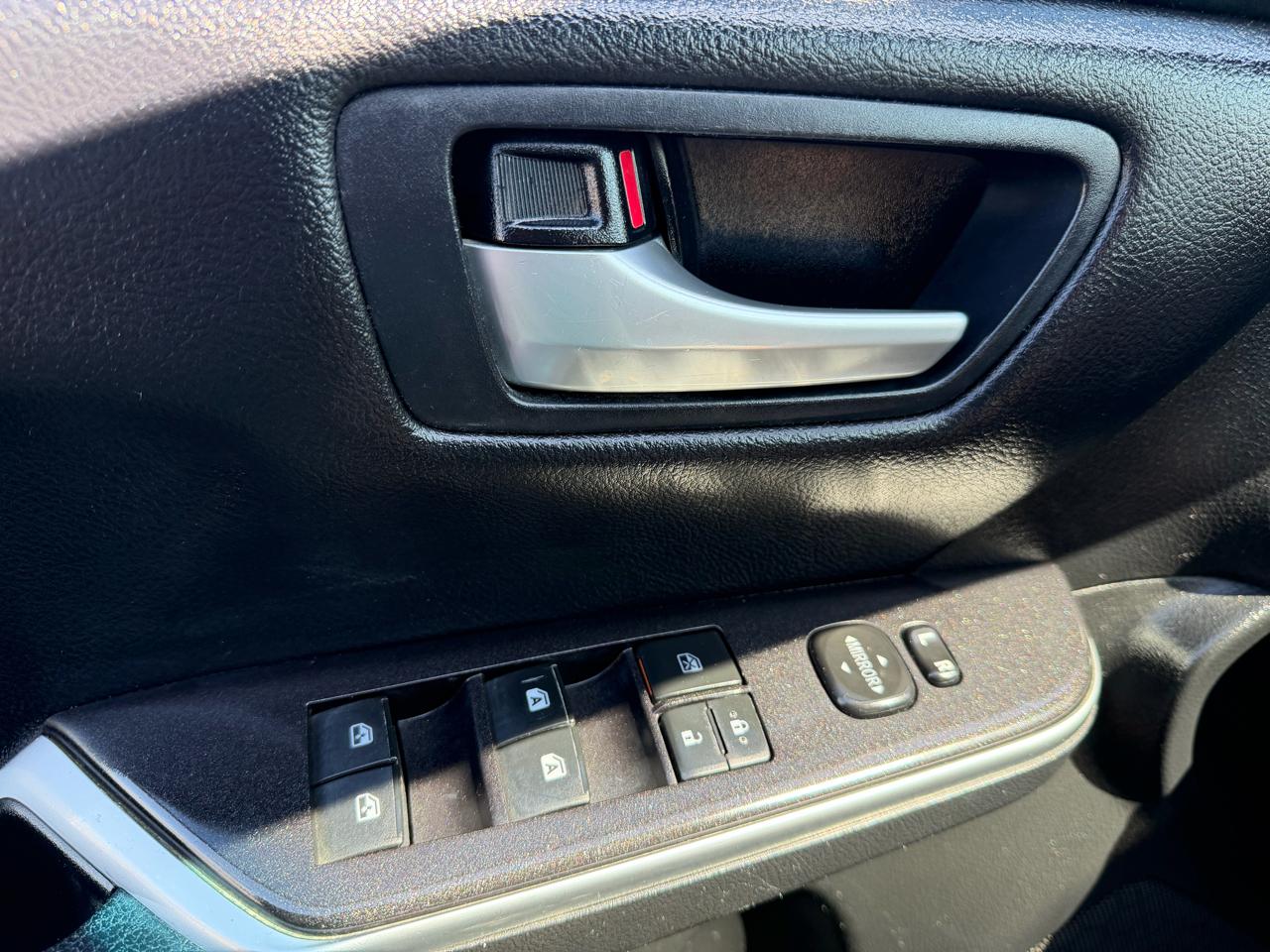 Toyota Camry SE 2017