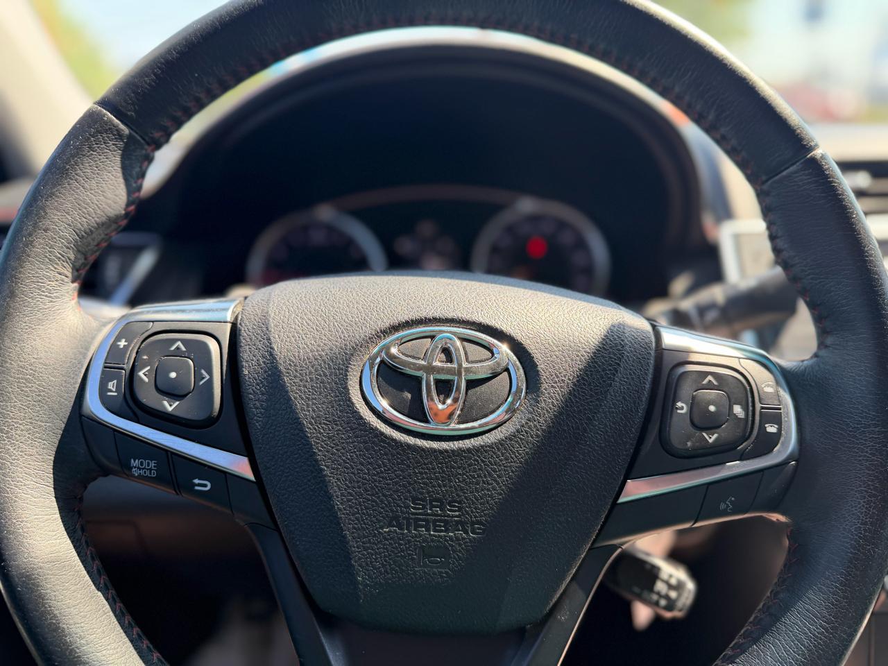 Toyota Camry SE 2017