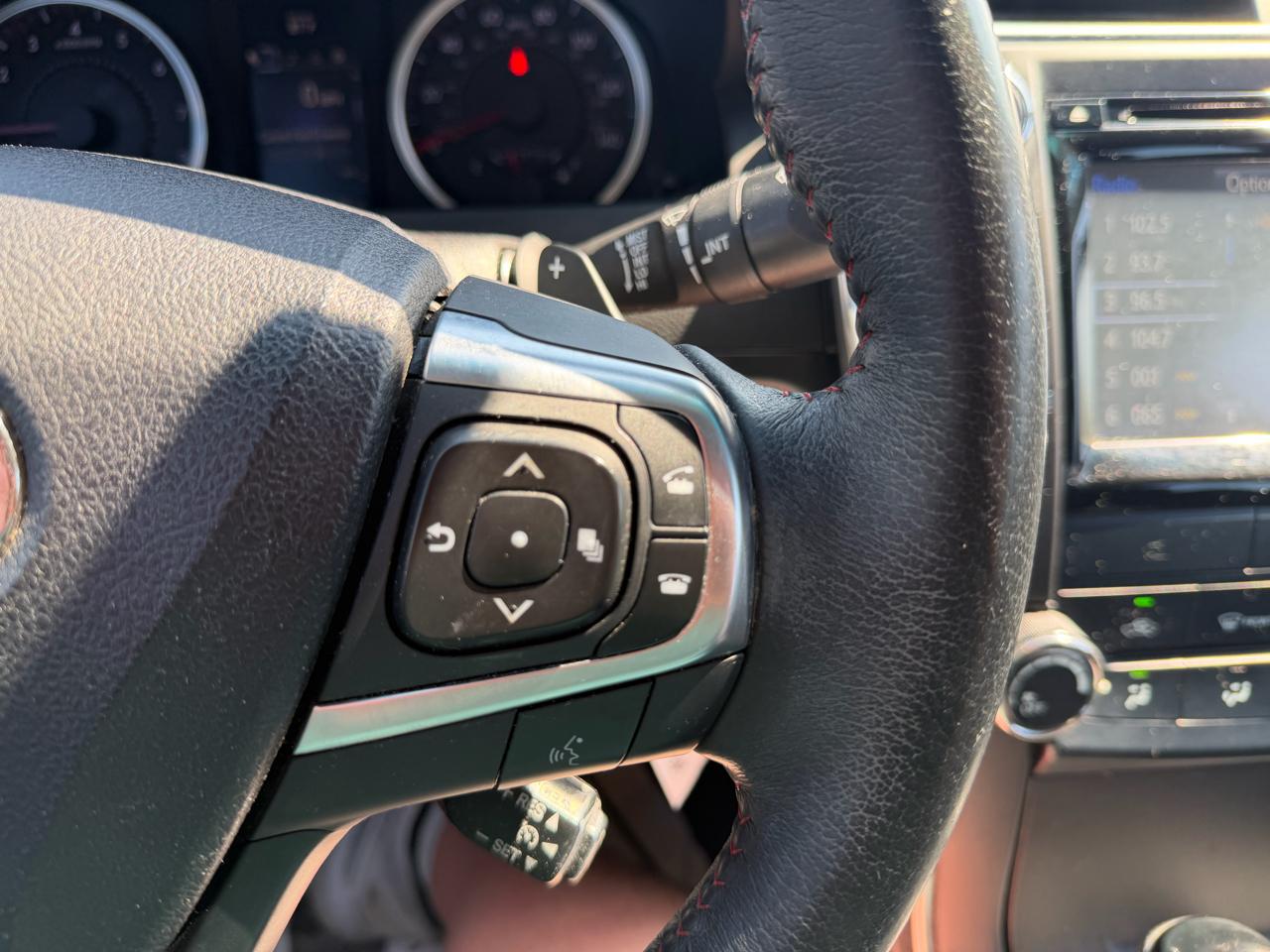 Toyota Camry SE 2017