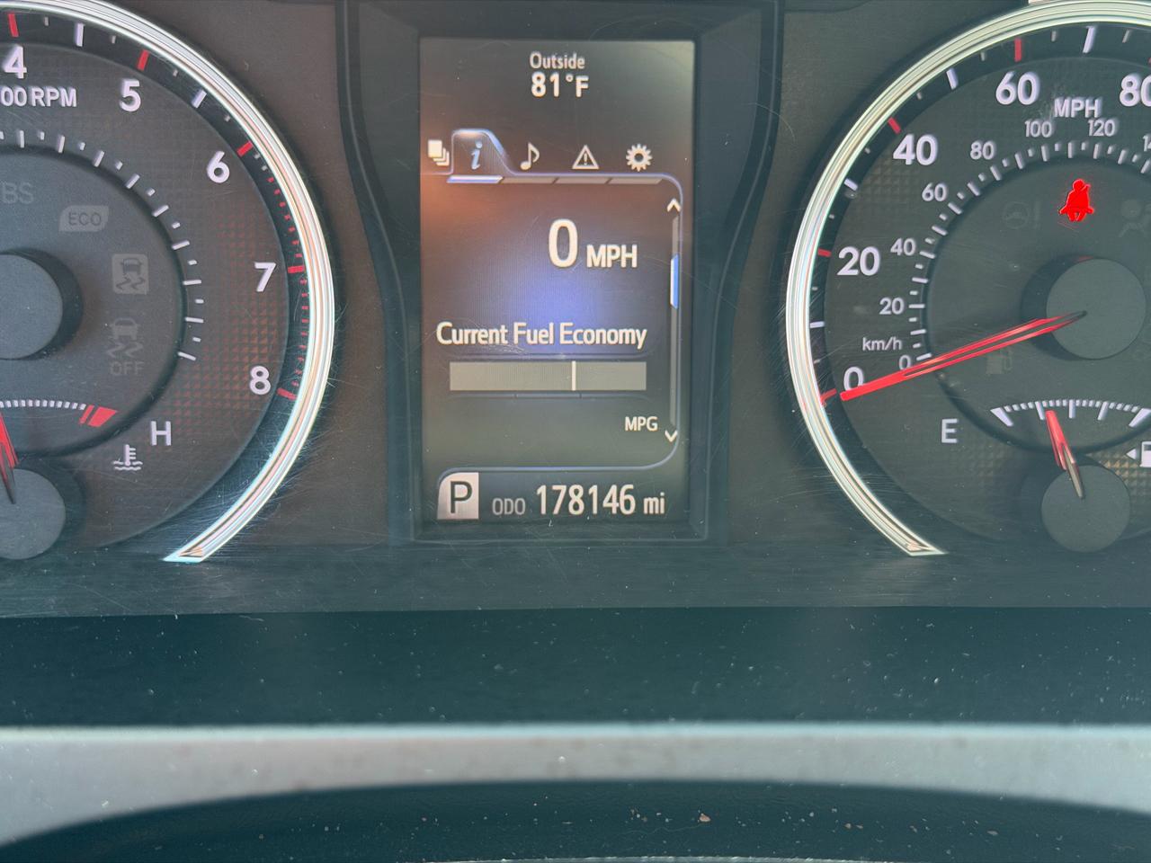 Toyota Camry SE 2017